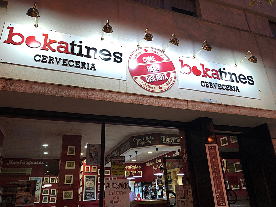 locales bokatines badajoz